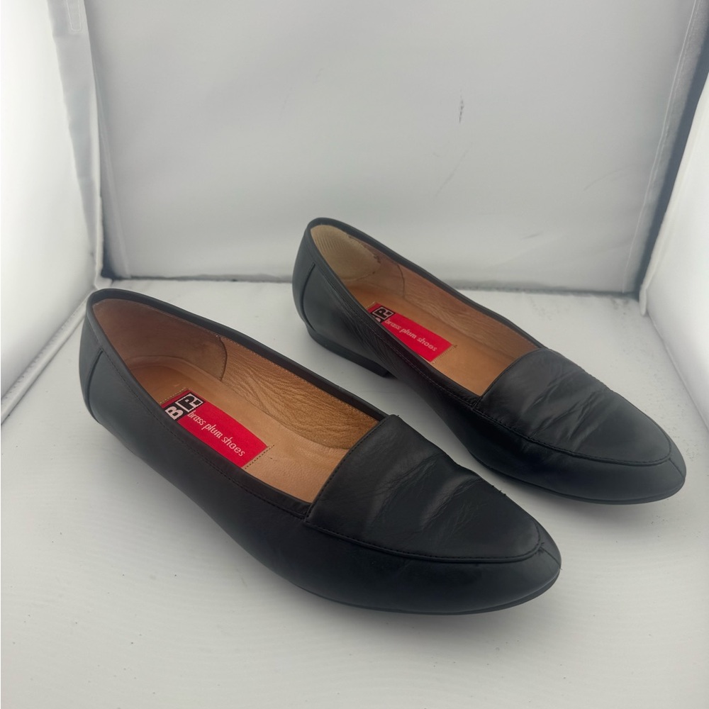 Stylish Black Women's Flats 7M